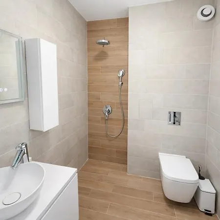 Stylish 1br W/ Terrace | Work & Couples Daire Filibe